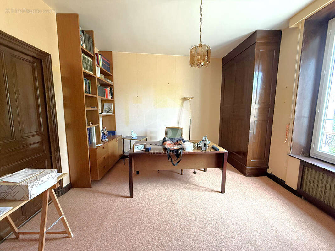 Maison à CHAMPEAUX