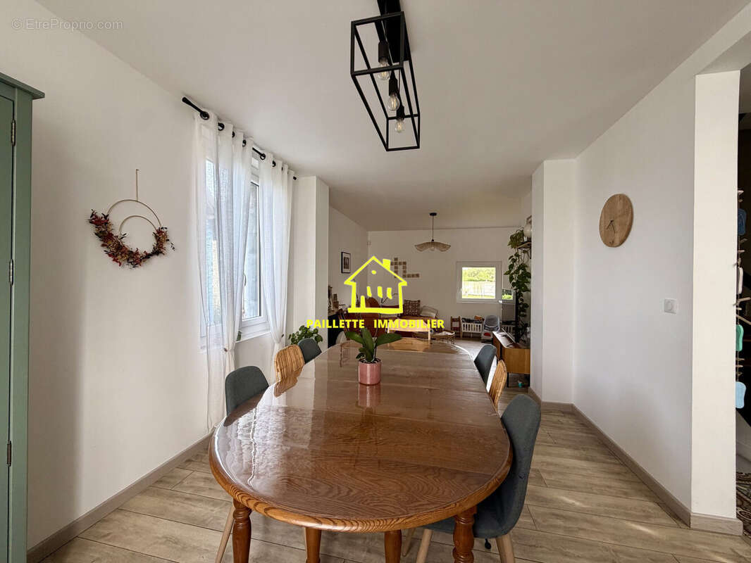 Maison 96 m² à Saint-Romain-De-Colbosc  - photo 2