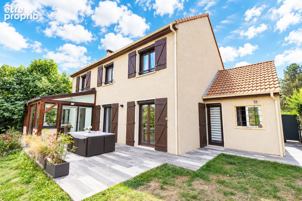 Maison à VERRIERES-LE-BUISSON