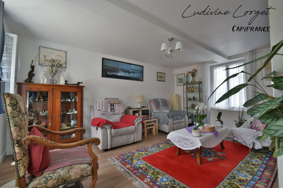 Maison à vendre à Gizy (02) 5 pièces - 114 m² – 3 chambres – Dépendance 47 m² – Garage –Toiture neuve –  DPE D - Terrain 645m2 – - photo 6