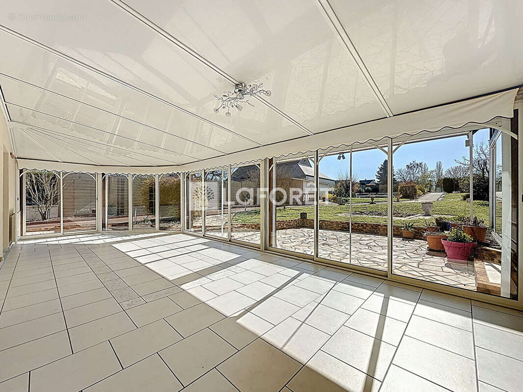 Maison Gennes Val De Loire 9 pièce(s) 185 m2 - photo 6