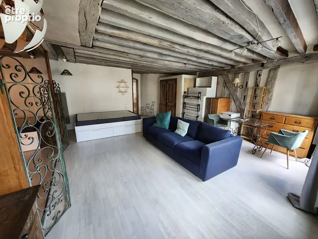 ** Quartier Montorgueil Studio de 49.85 m2 ** - photo 2