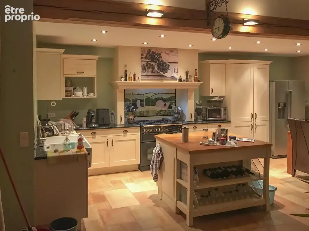 Jolie maison en pierre avec piscine au cœur du village - photo 6