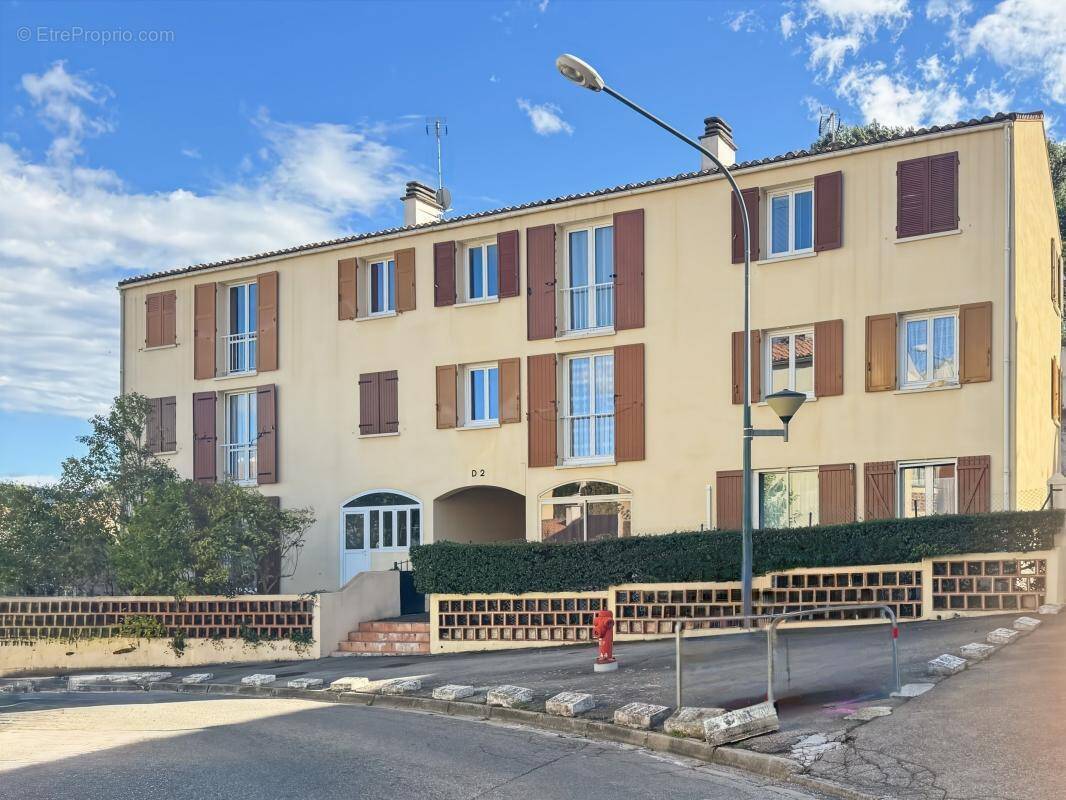 Appartement à SEPTEMES-LES-VALLONS