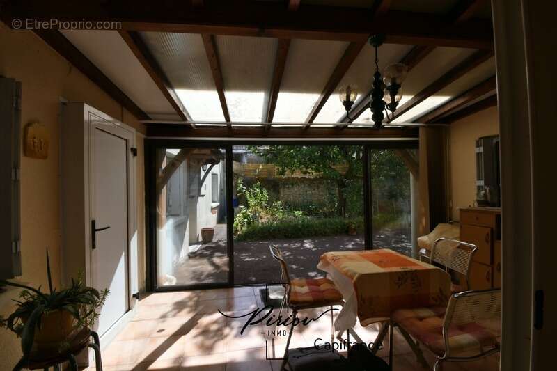 Maison de ville, vie de plain pied, 2 salles d'eau, 3 chambres - photo 8