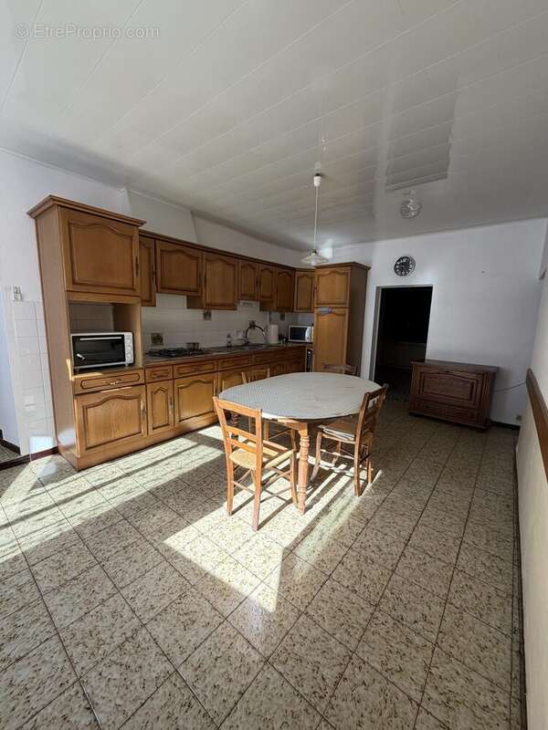 Maison 106 m² à Chomerac  - photo 7