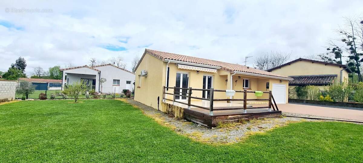 Maison à SAINT-JEAN-DE-VERGES