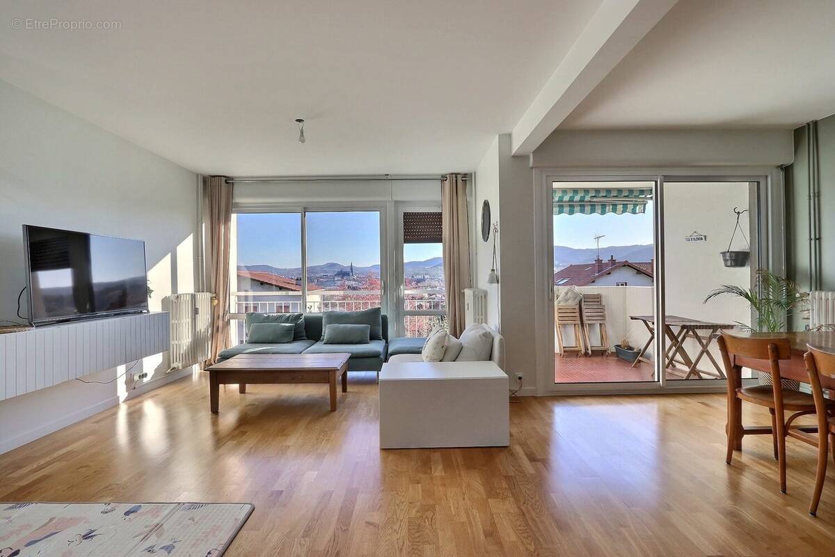 Appartement à CLERMONT-FERRAND