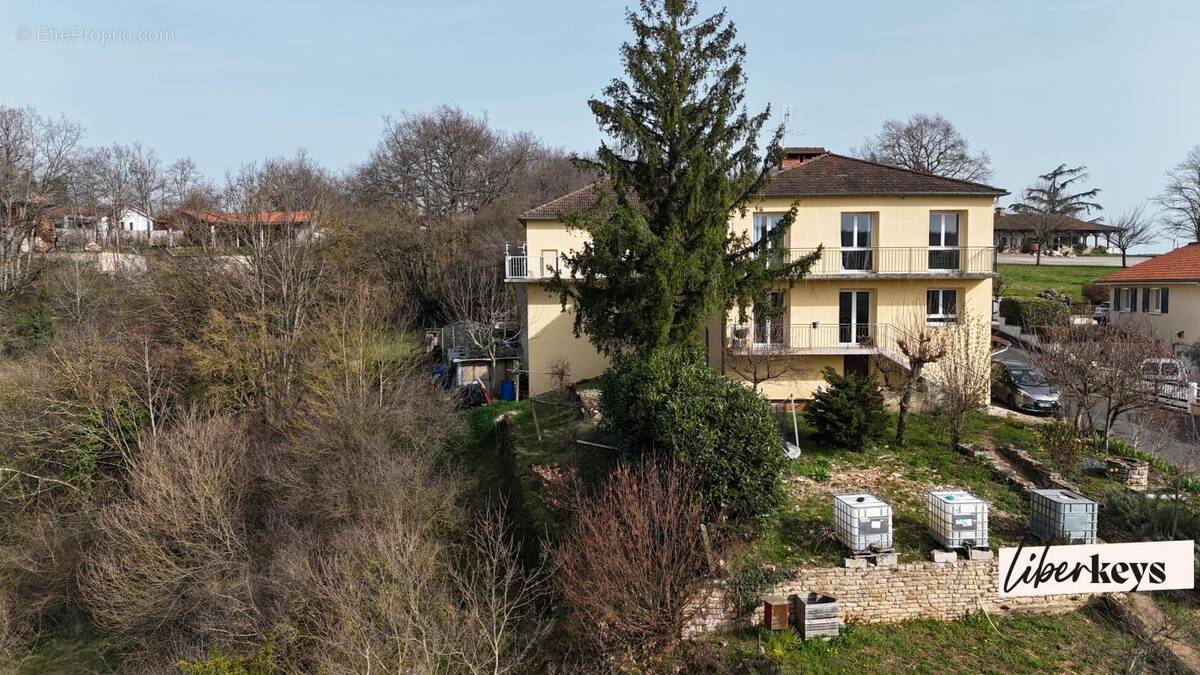 Maison à LUGNY