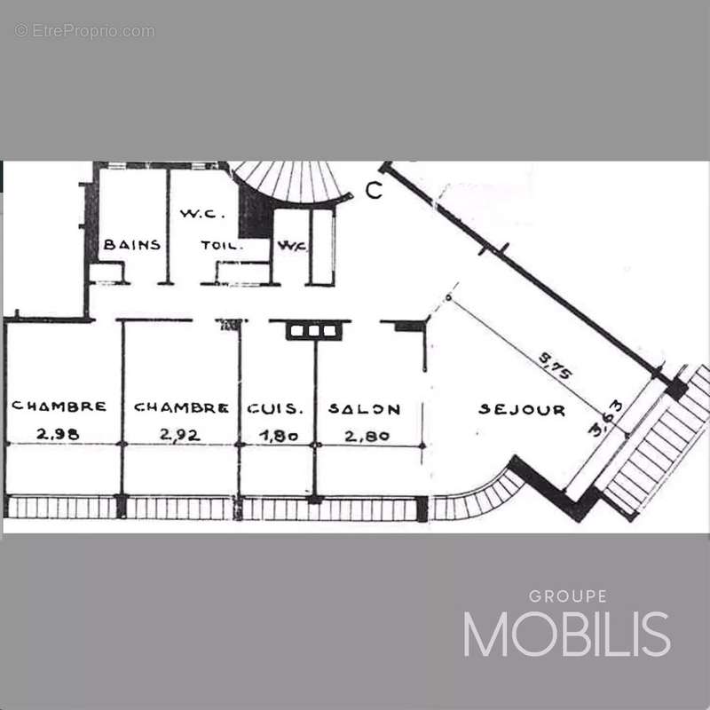 Appartement à PARIS-16E