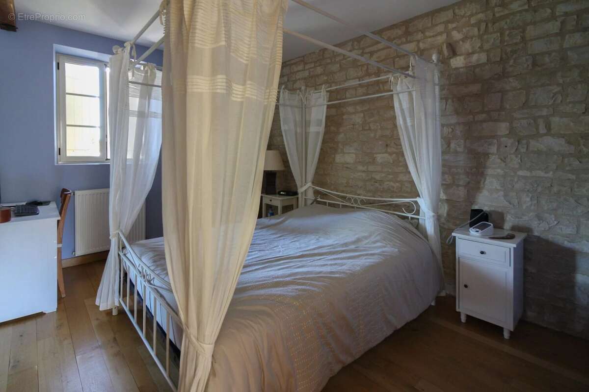 Maison à MAINE-DE-BOIXE