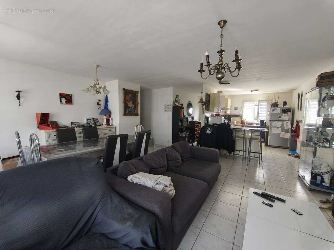 Maison à SAINT-CHRISTOPHE