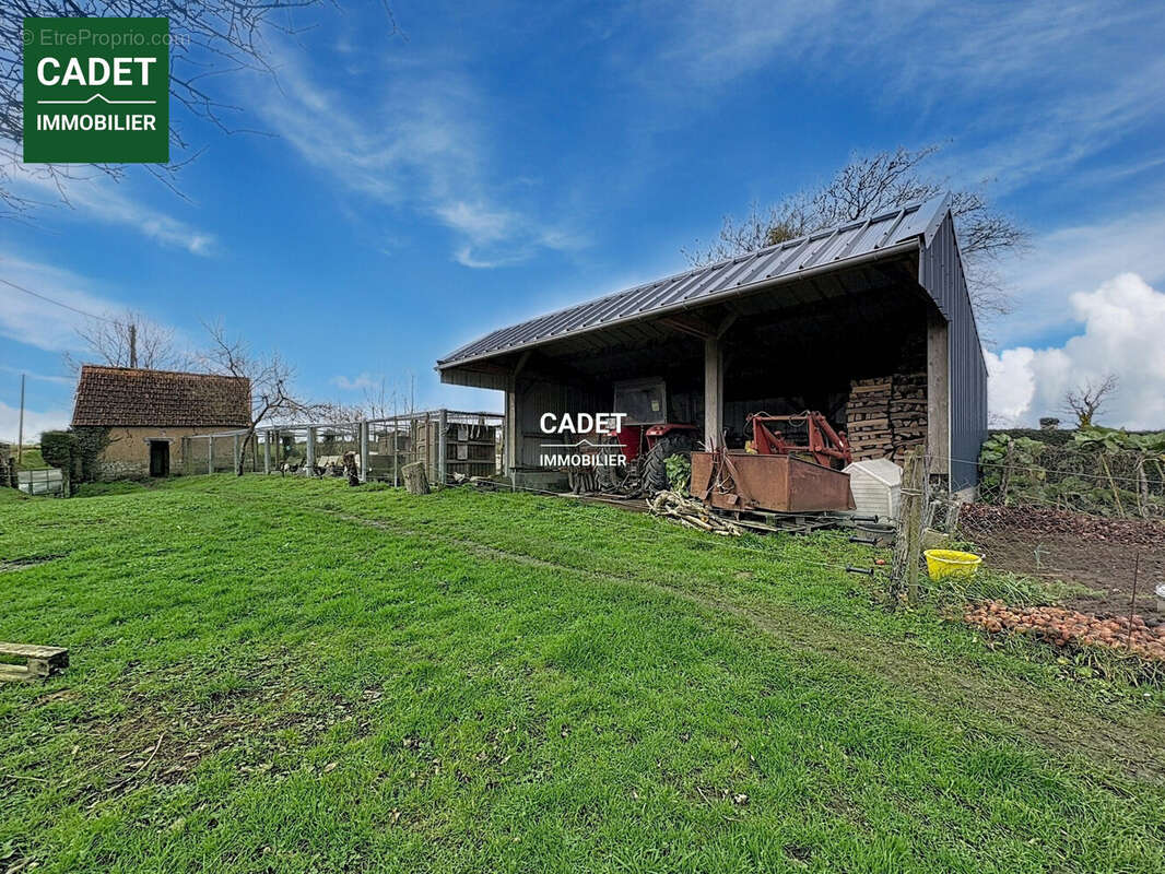 Maison à LA MEURDRAQUIERE