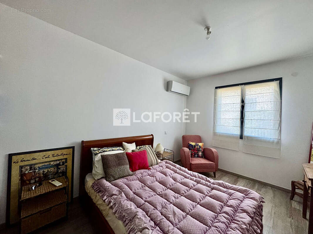 Maison à VILLENEUVE-DE-LA-RAHO