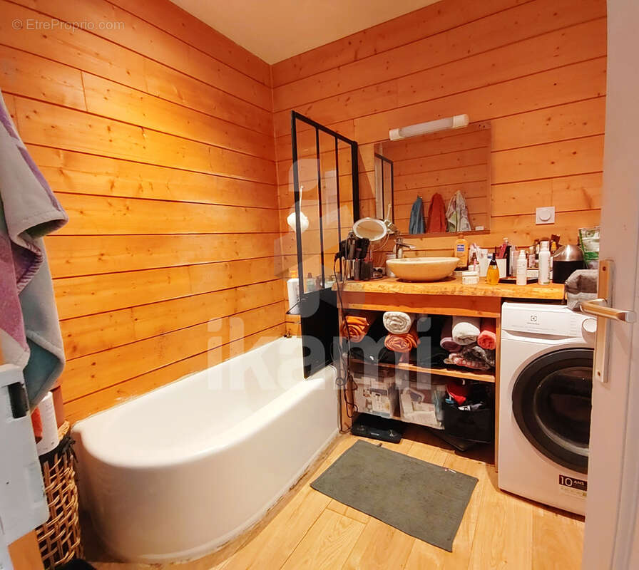 Appartement à AIX-LES-BAINS