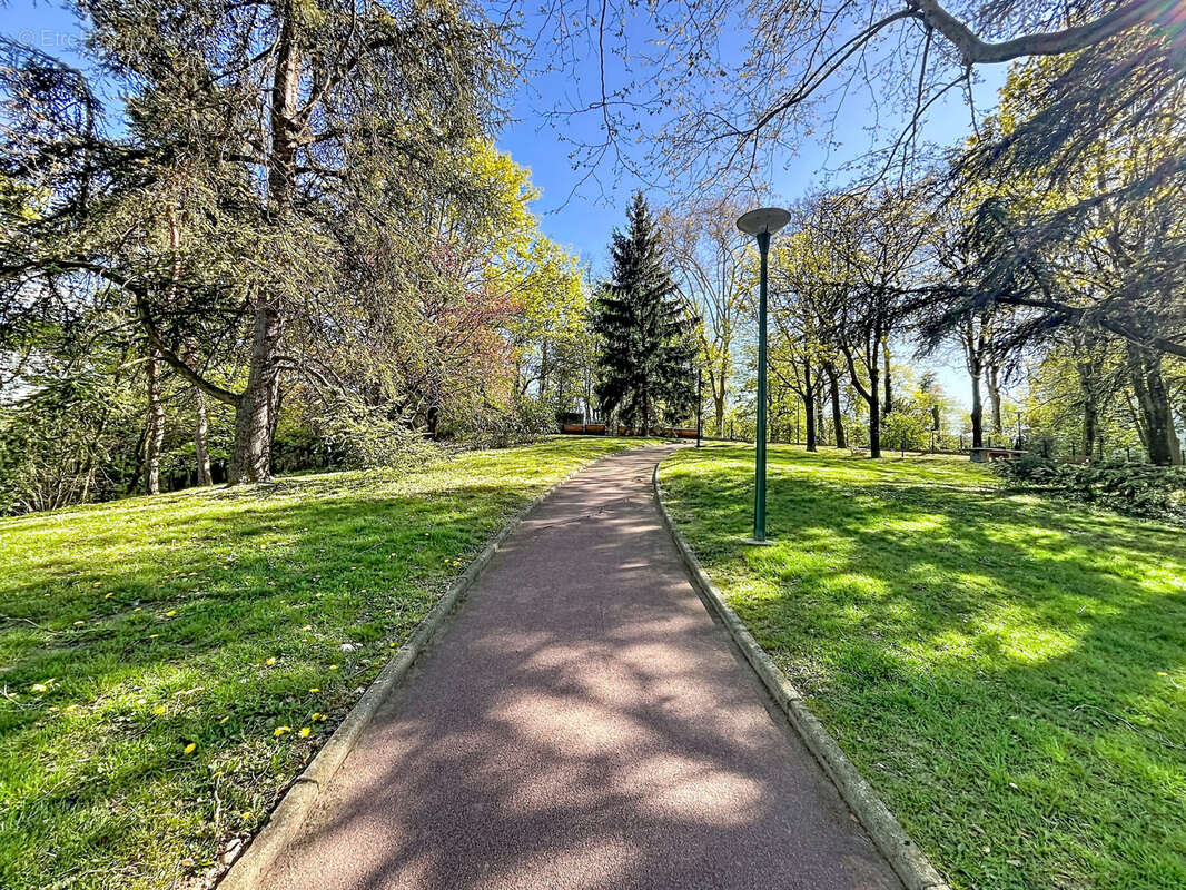 Appartement à LYON-9E