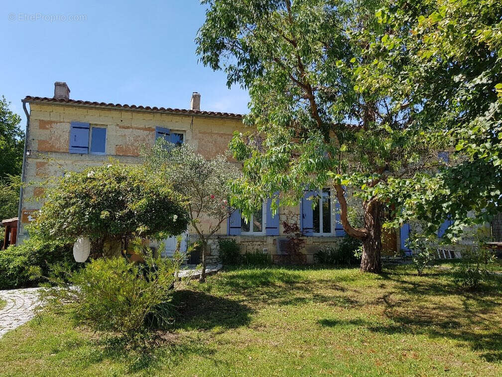 Maison en vente à berson avec immobiliere de l'estuaire - photo 7