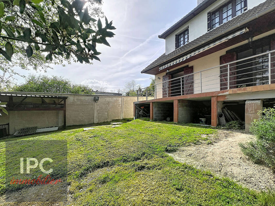 Maison à SAINT-DENIS