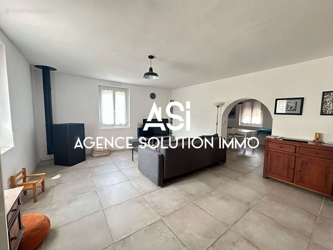 Appartement à VIVIERS