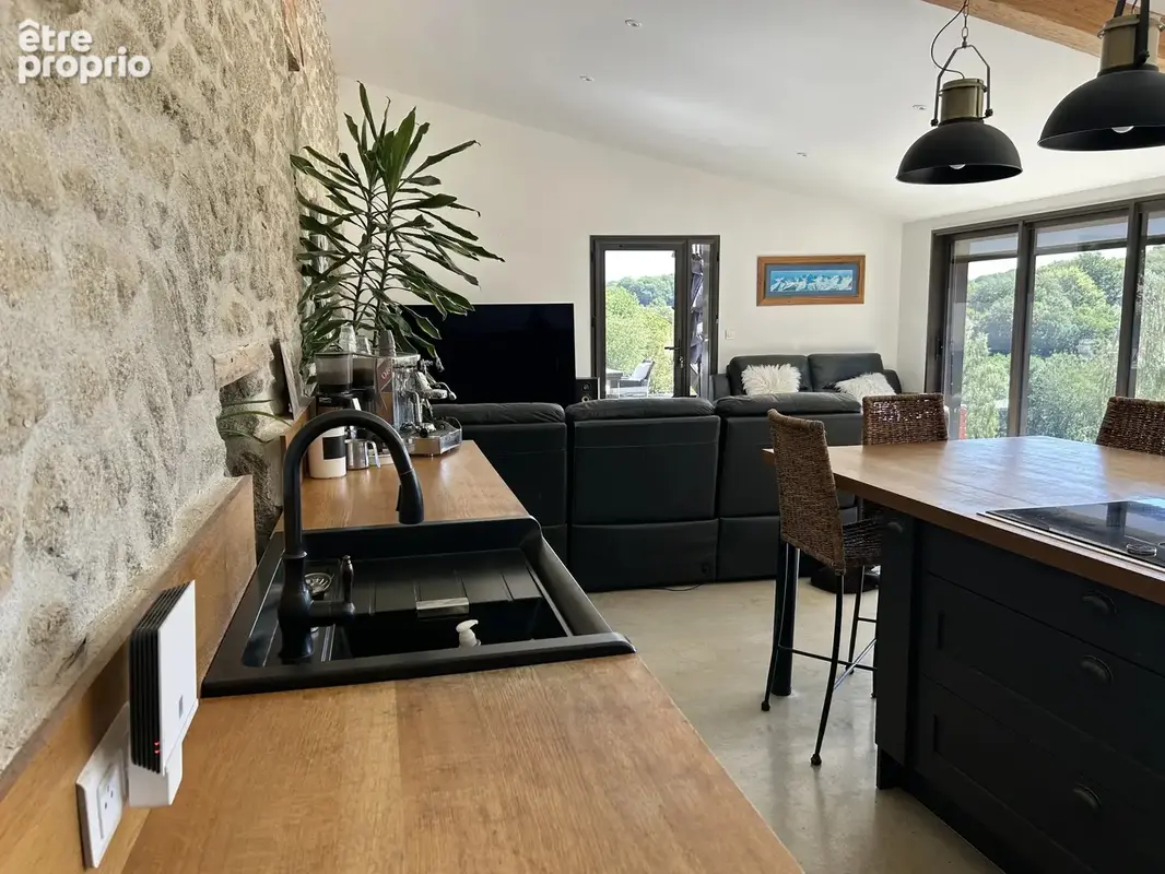 Superbe domaine équestre avec étang, deux habitations et 24 hectares - photo 3