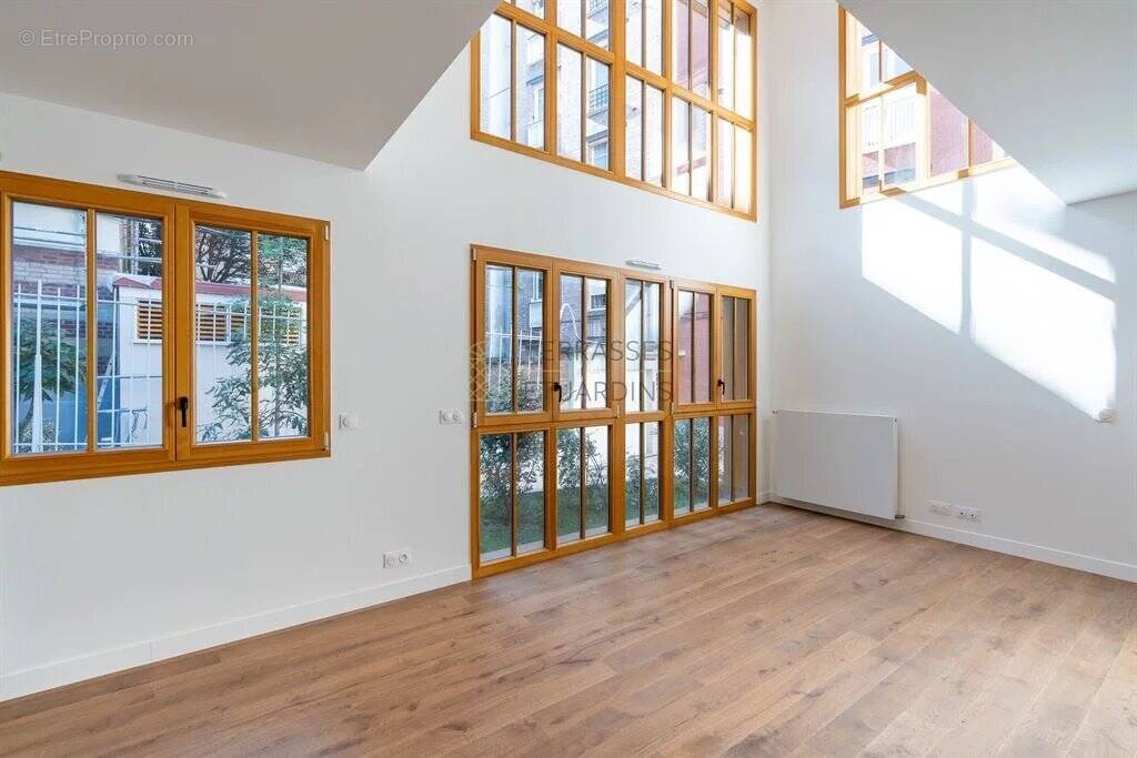 Maison à PARIS-12E