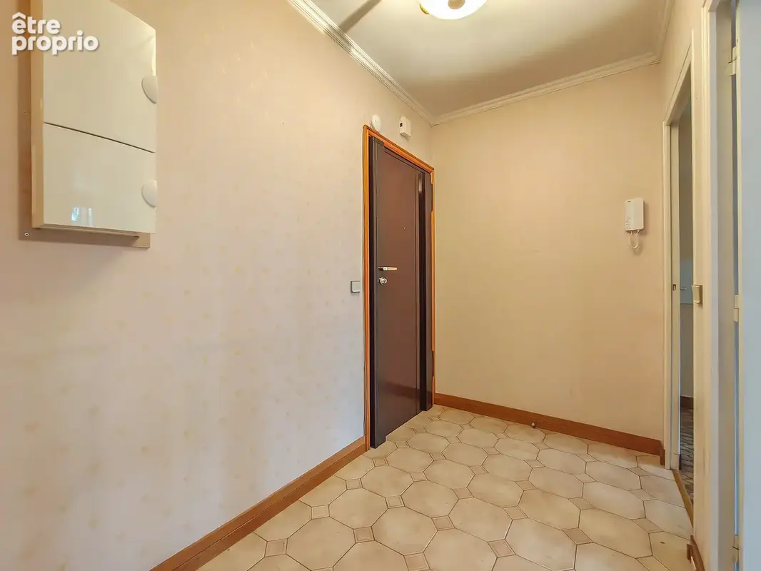 Appartement F3 à rénover aux ébisoires - photo 2