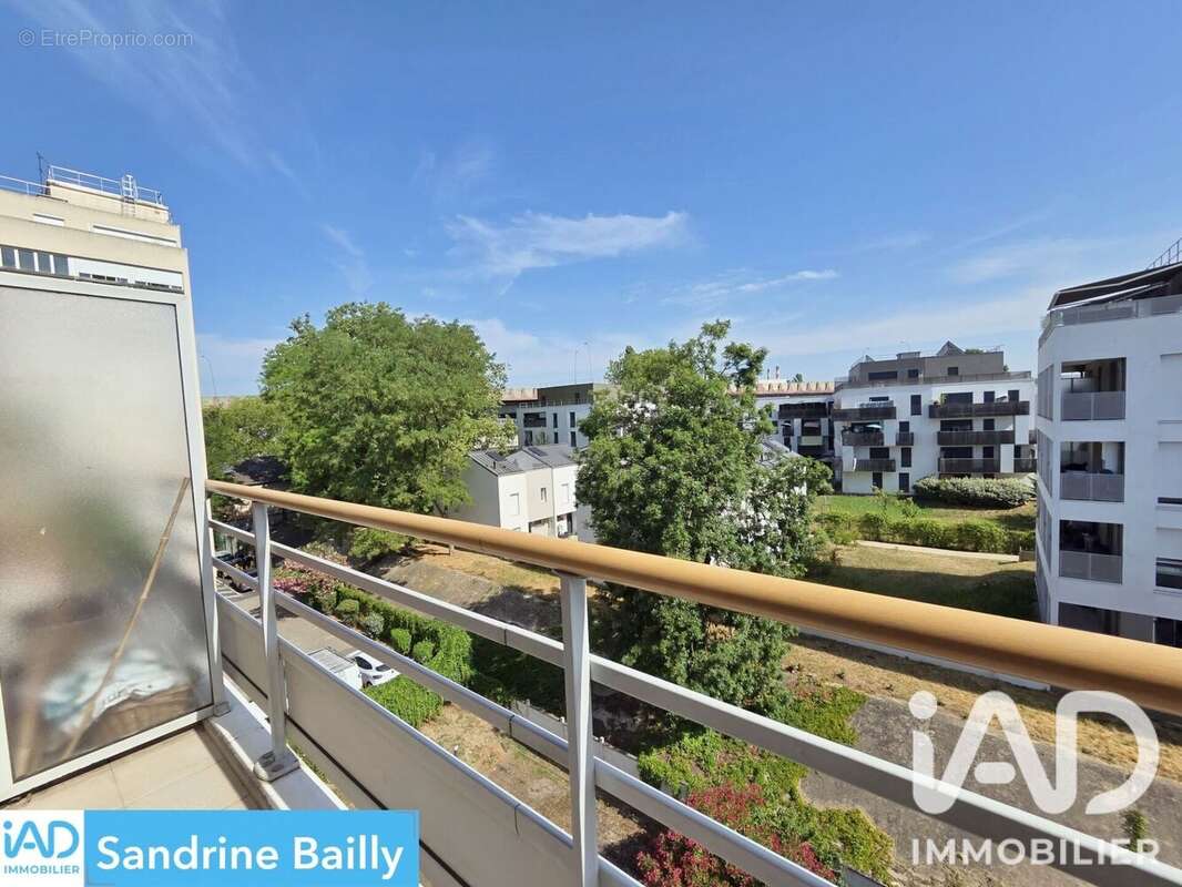 Photo 5 - Appartement à CHOISY-LE-ROI