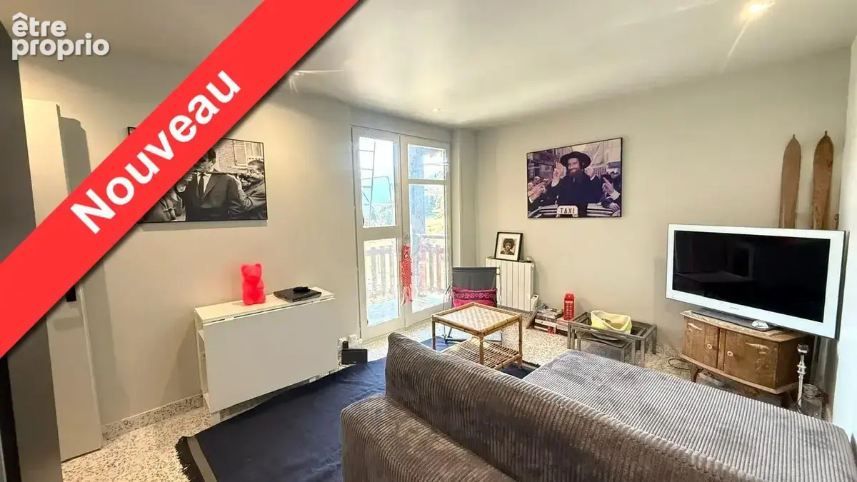   - Appartement à AX-LES-THERMES