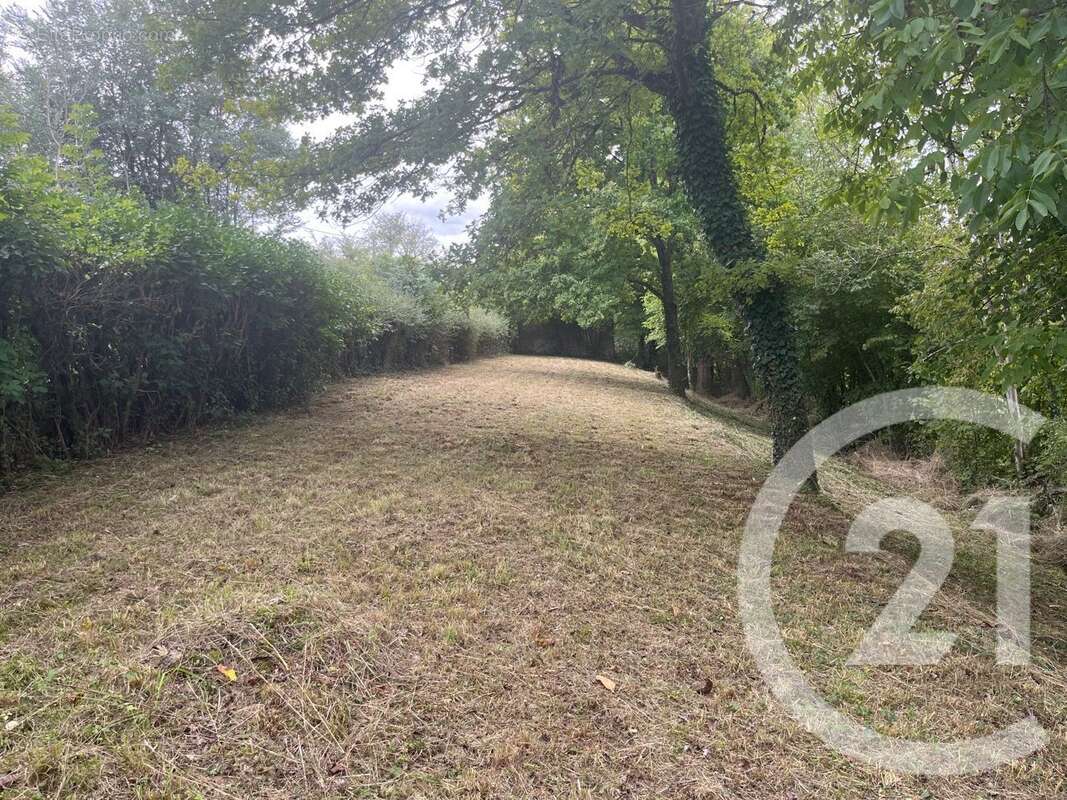 Maison à ENTRAINS-SUR-NOHAIN