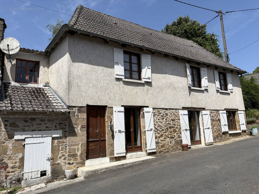 Maison à LASCAUX
