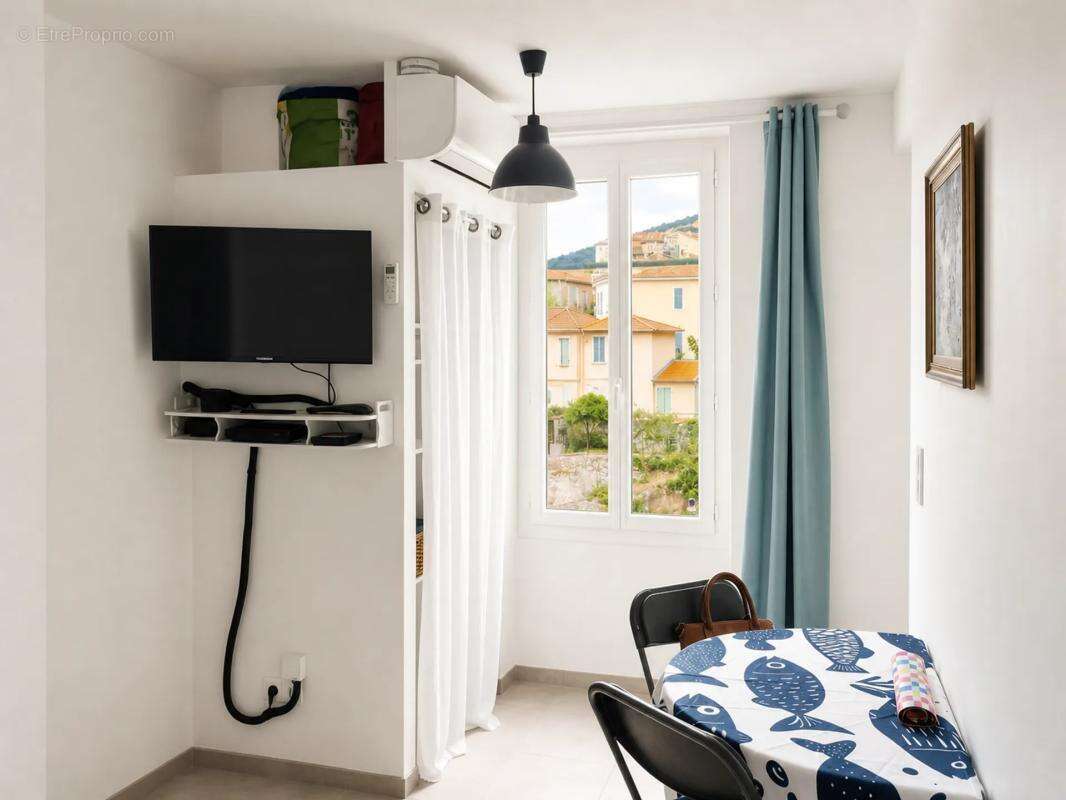 Appartement 2 pièces de 23 m² à Villefranche-sur-Mer - photo 2
