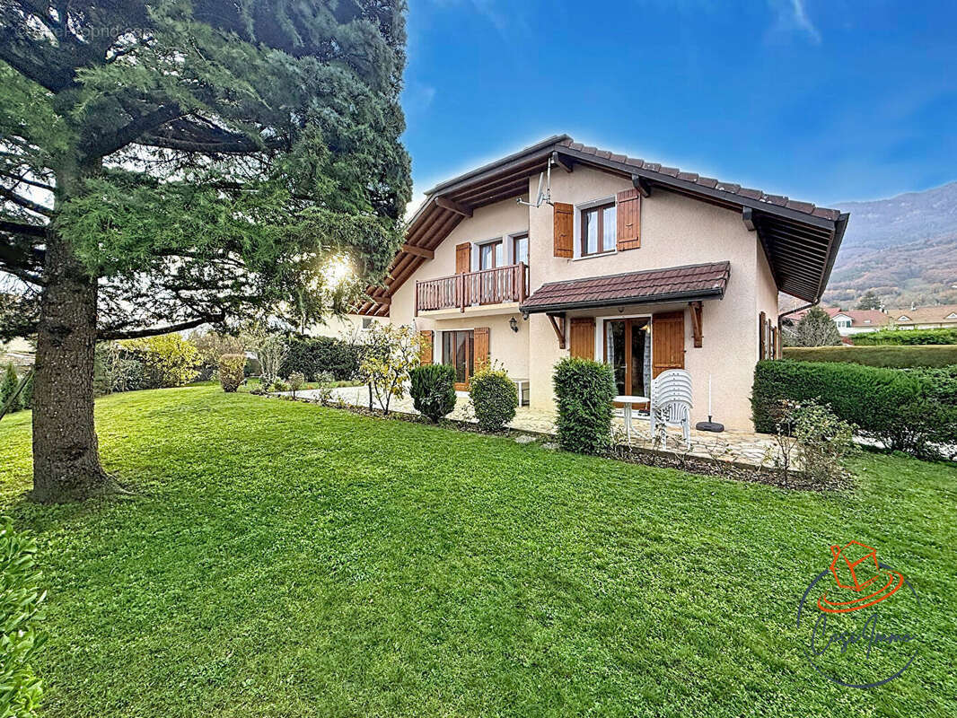 Maison à THOIRY
