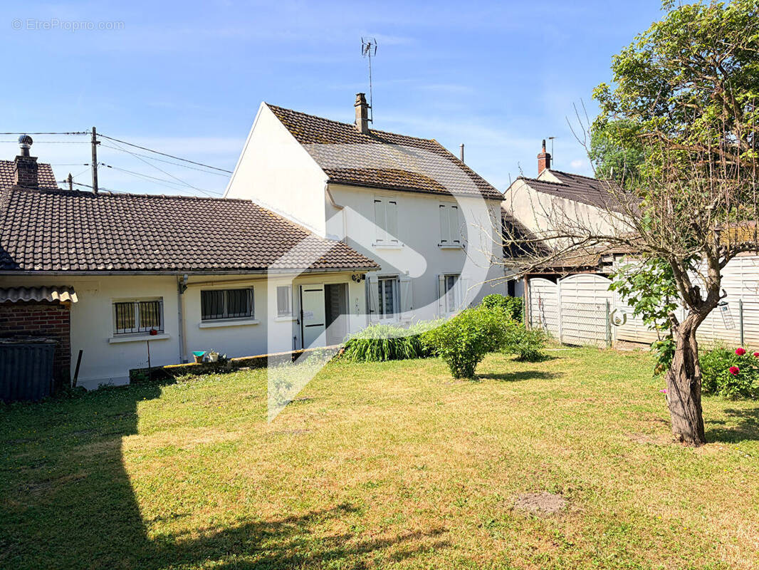 Maison à LAGNY-LE-SEC