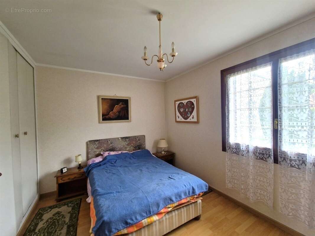 Maison à SAINT-LUBIN-DES-JONCHERETS