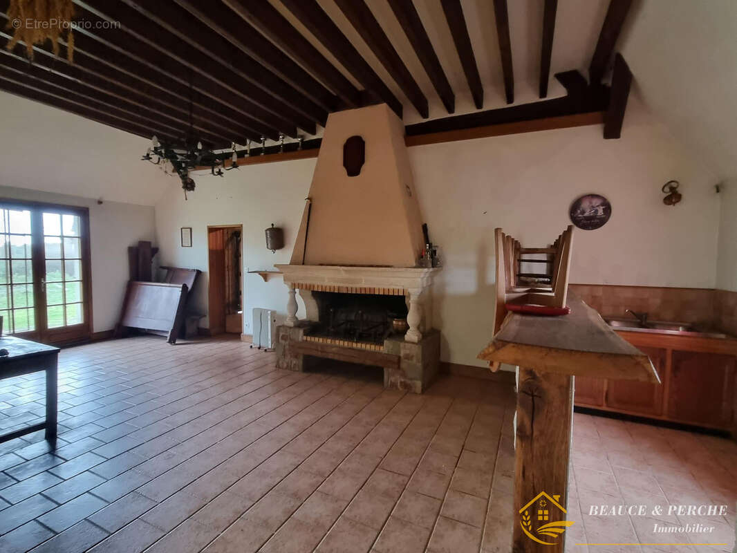 Maison à MIGNIERES