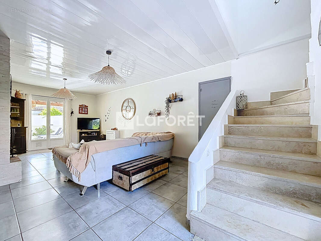 Maison familiale avec piscine - photo 3