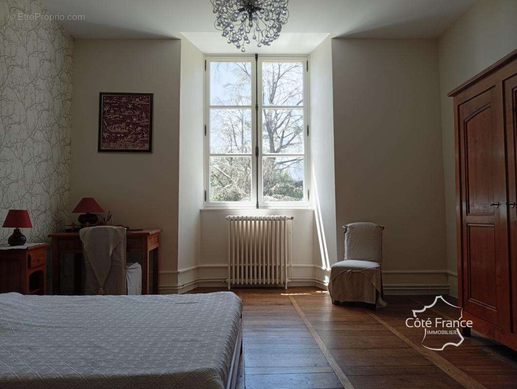 Château du XVIIe siècle avec maison d'amis, salle d'armes, t - photo 16