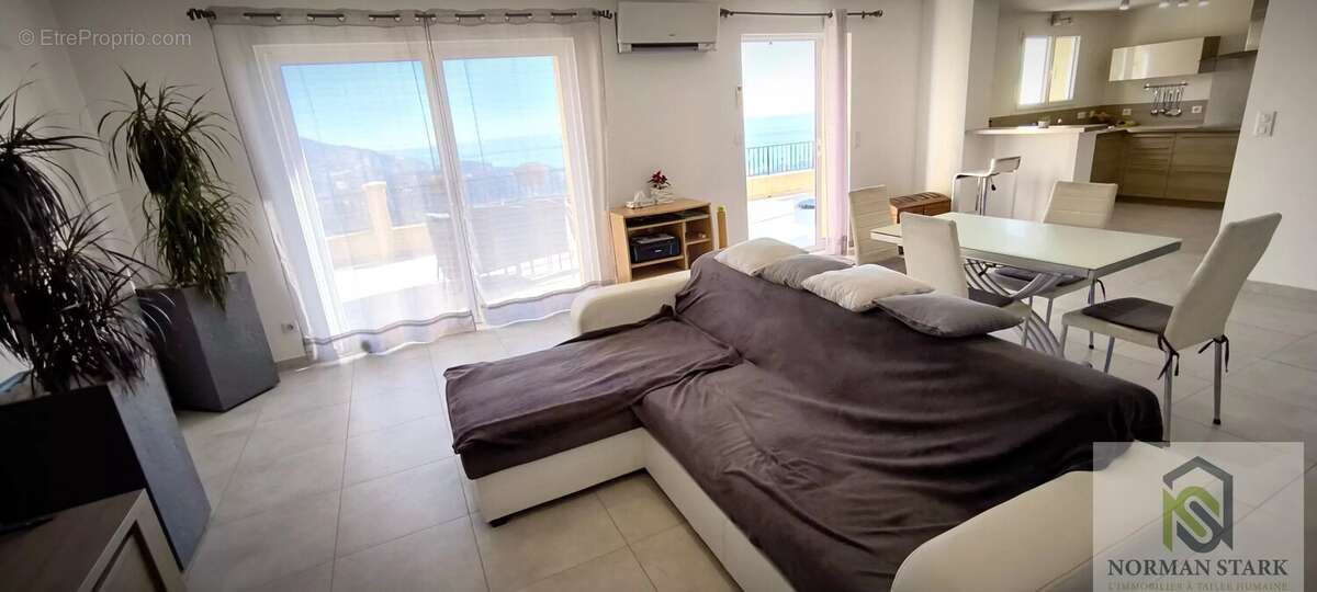 Maison à SAINTE-AGNES