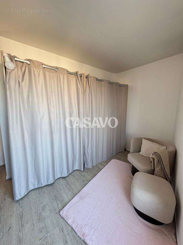 Appartement à COLOMBES