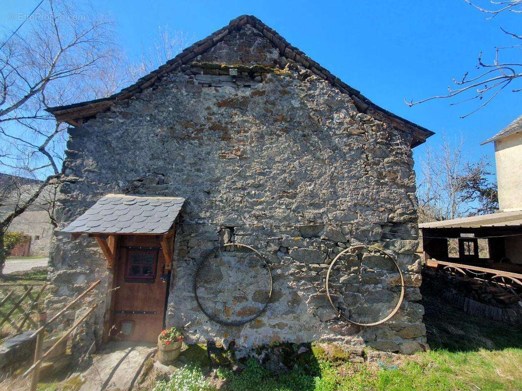Maison à RIEUPEYROUX