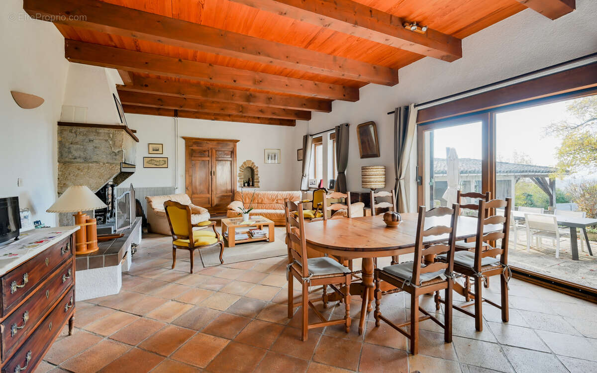 Maison à SAINT-DIDIER-AU-MONT-D'OR