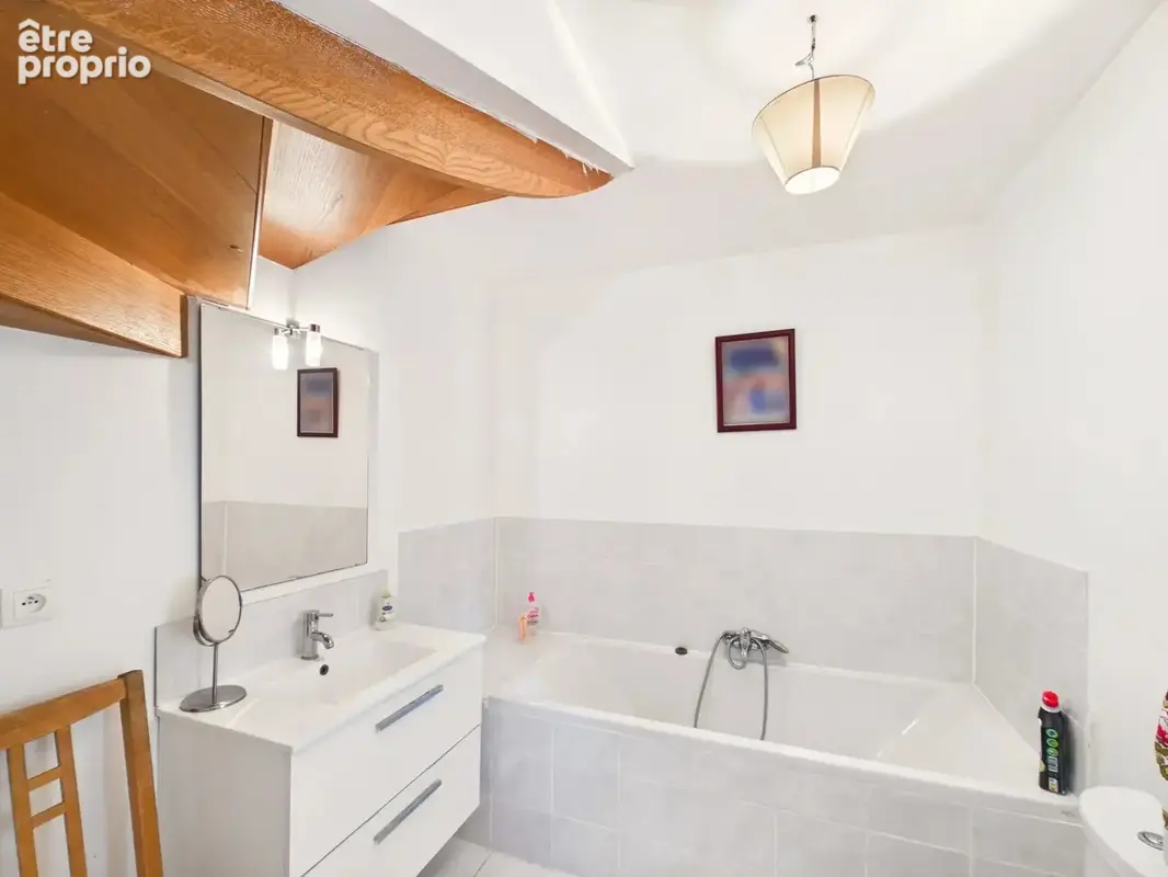Belle maison de 5 chambres avec piscine en bord de rivière, maison d'amis et annexe près de Gensac - photo 11