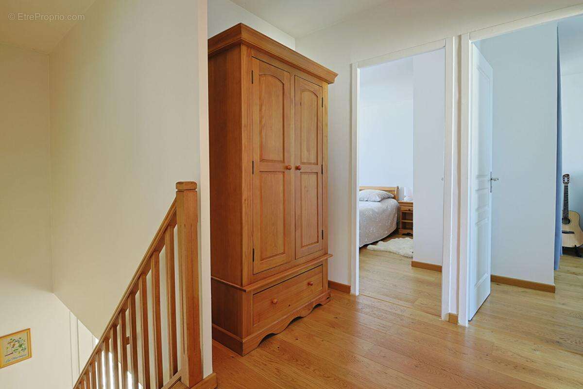 Maison à BRIE-COMTE-ROBERT