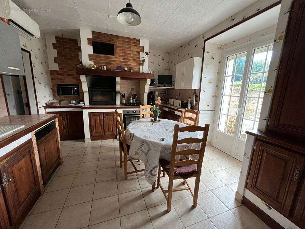 Authentique longère avec piscine, dépendances et belles prestations ? Cadre bucolique garanti - photo 9