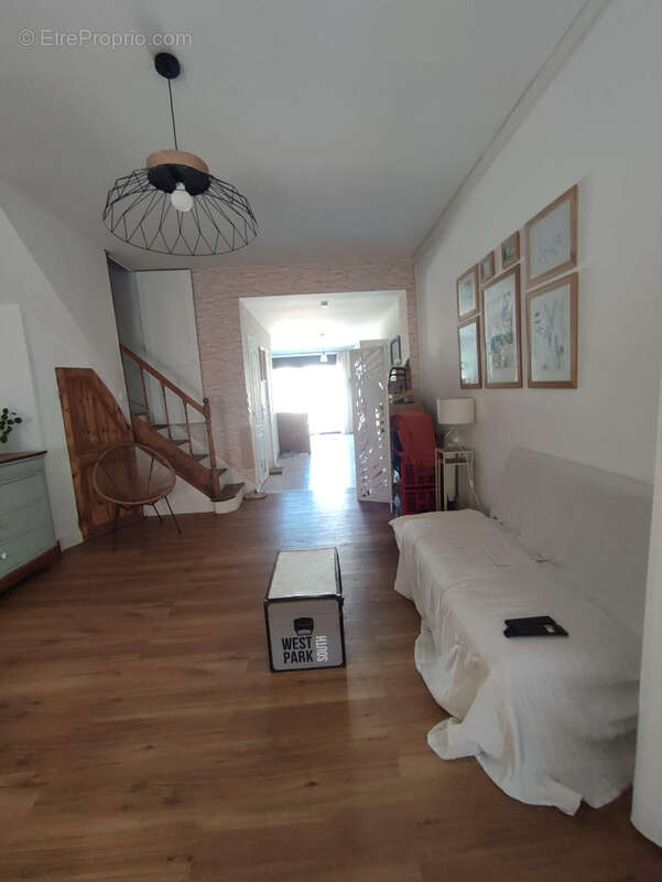 AMIENS   Maison familiale avec jardin et espaces aménagés dans les combles - photo 3