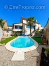 Maison à LADOIX-SERRIGNY