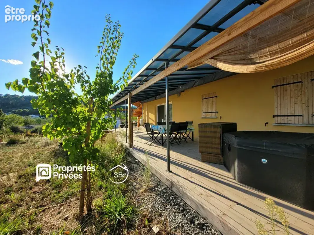 JOYEUSE - ardèche méridionale- Villa meublée de plain-pied, terrasse sud et jacuzzi 278 000   80 m²  Terrain de 803 m² - photo 16