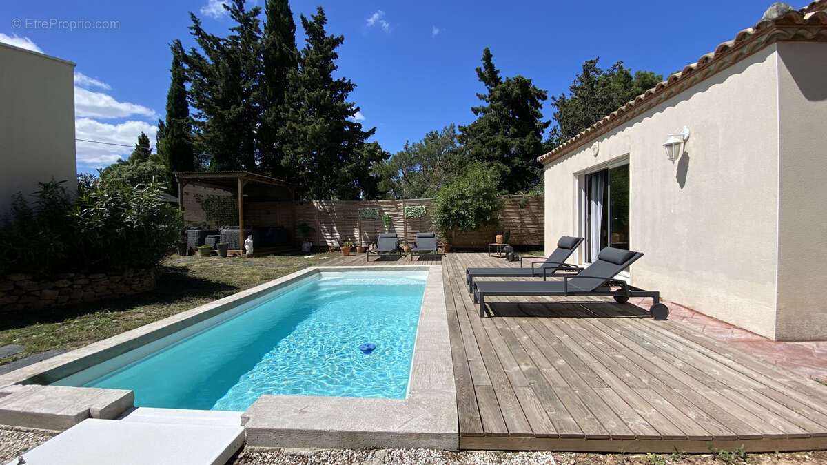 A vendre   Villa T6 de 151 m2 avec piscine et garage   Moux - photo 20