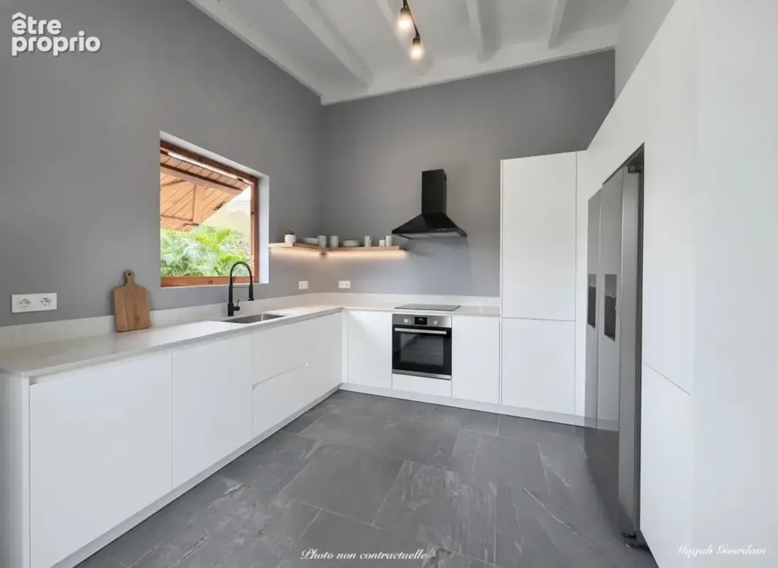 A vendre – saint-françois – villa contemporaine 2024 avec piscine & t2 indépendant - photo 13