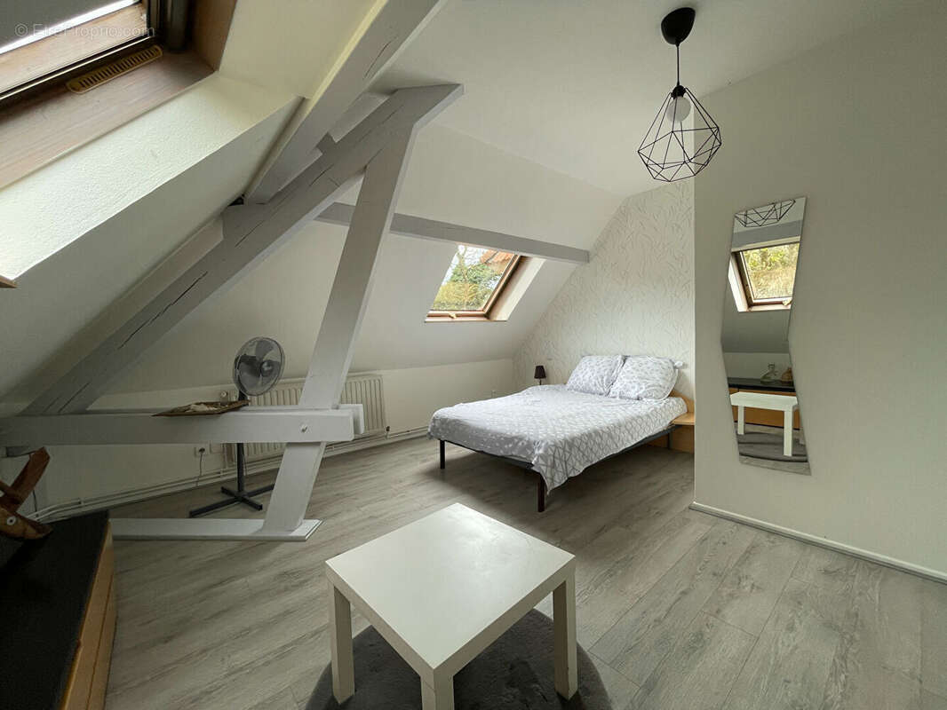 Maison à JOUY-AUX-ARCHES